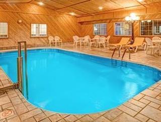 Отель Super 8 By Wyndham Walnut Экстерьер фото